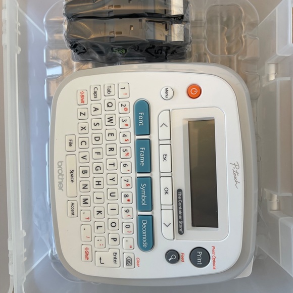 Brother Label Maker - Picture 3 of 8